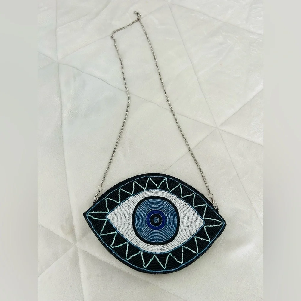 Handcrafted Beaded Eye Bag: Boho Clutch. - Picture 3 of 5